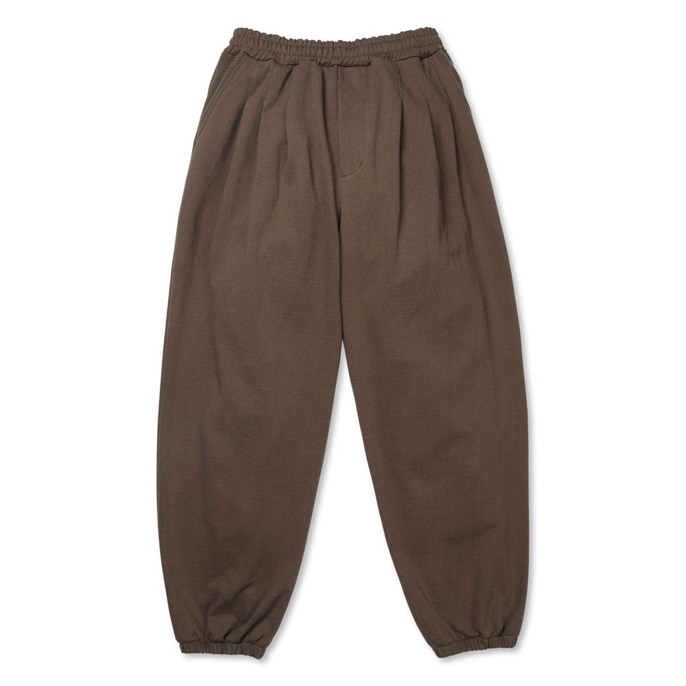 ブラウン TRIUGUALE3 パンツ Triple Tuck Sweatpants – ROTOL